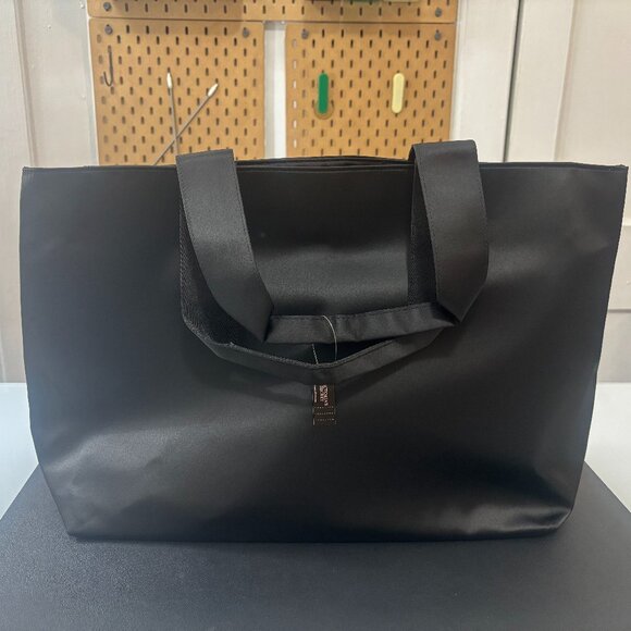 NWT Victoria's Secret Black Front Rhinestone Sparkled Lined Zip Large Tote Bag - Picture 3 of 15